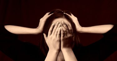 महिलाओं में तनाव से होने वाली बीमारी